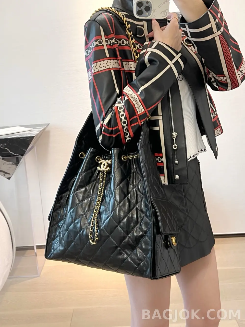 톰브라운 Chanel 25백 미디움 카프스킨 상세 이미지