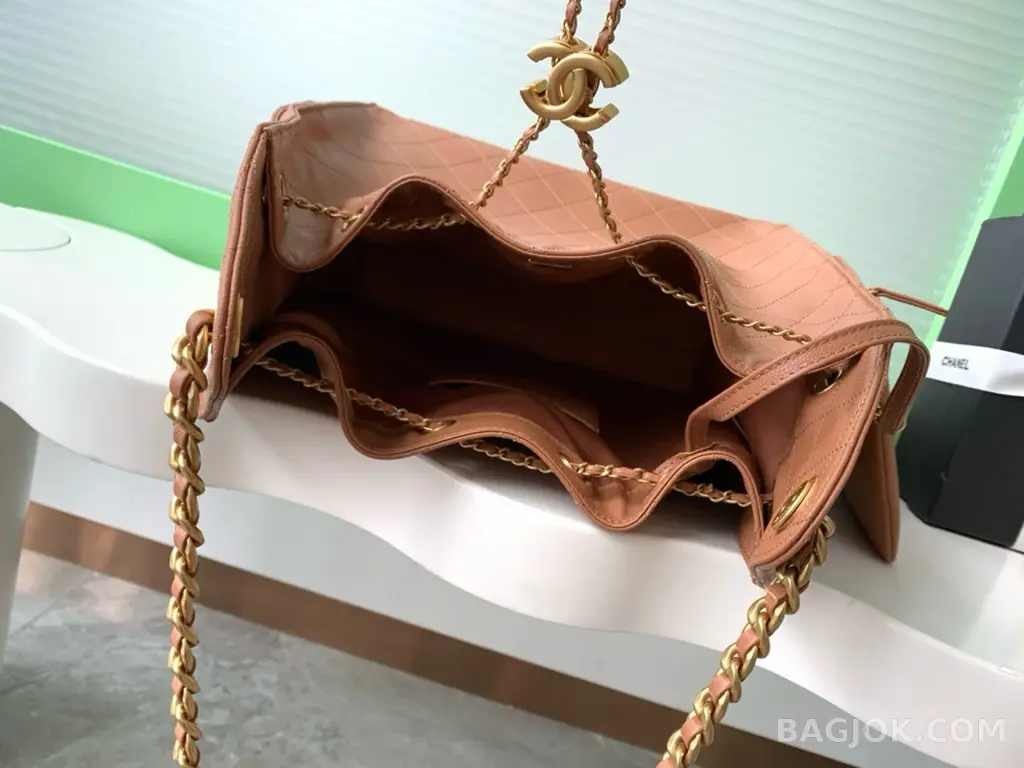 샤넬 Chanel 25백 미디움 캐비어 ver.1 상세 이미지