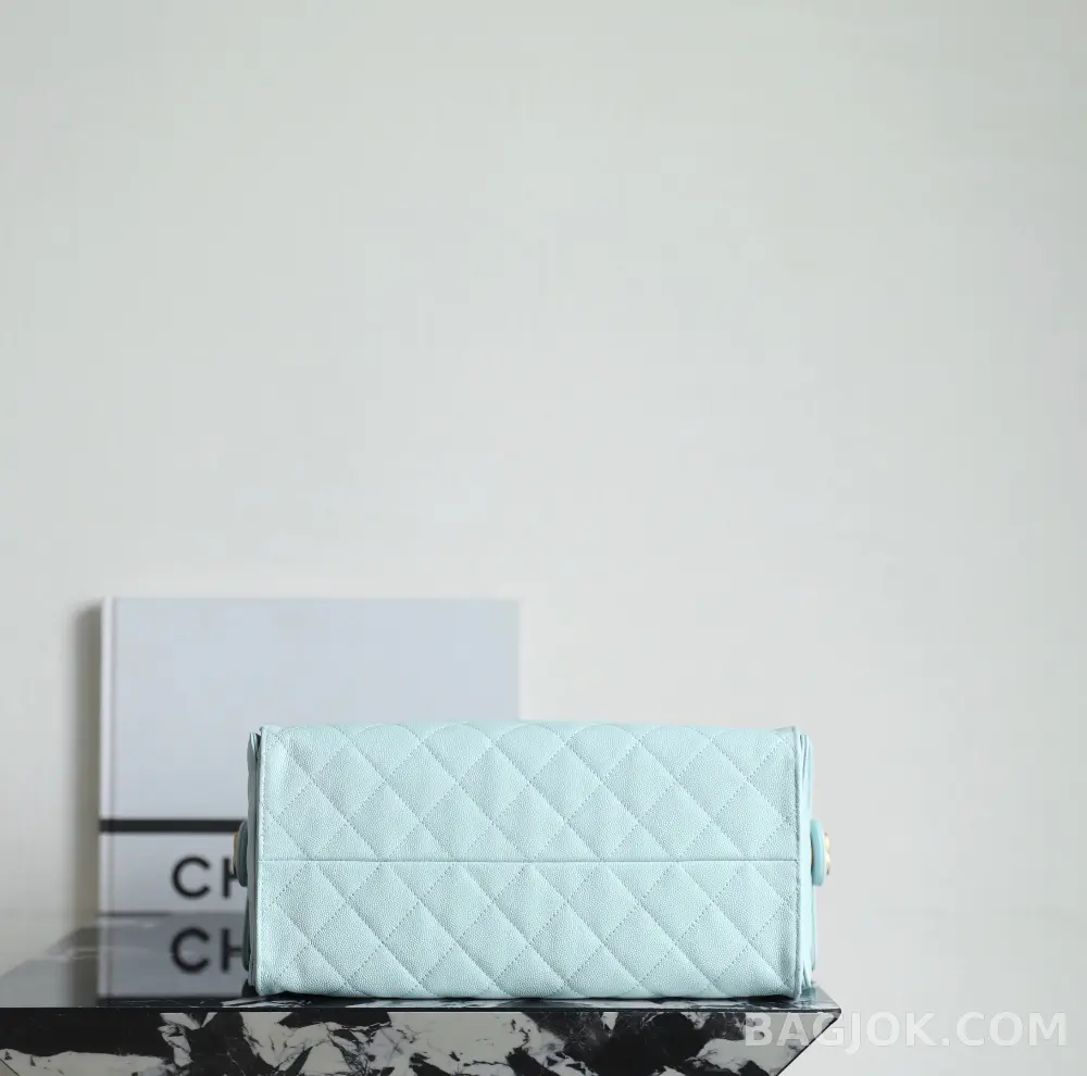 샤넬 Chanel 25백 미디움 캐비어 ver.2 상세 이미지
