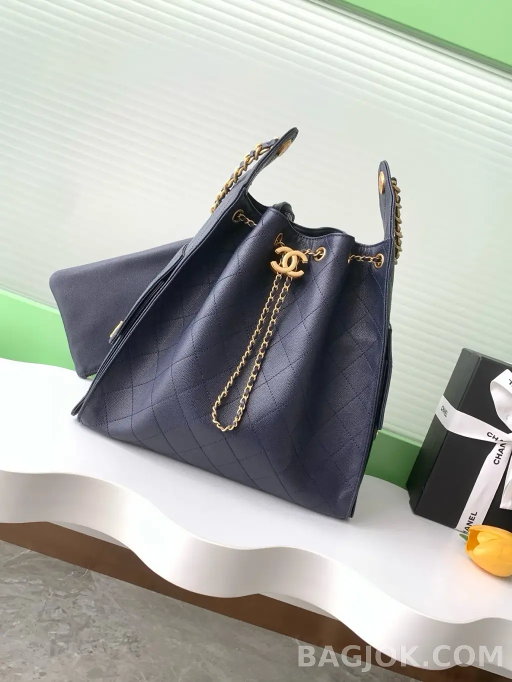 샤넬 Chanel 25백 미디움 캐비어 ver.2 상세 이미지