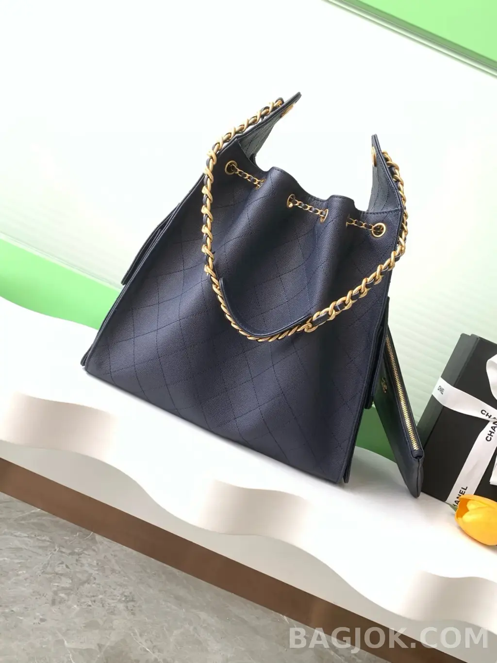 샤넬 Chanel 25백 미디움 캐비어 ver.2 상세 이미지