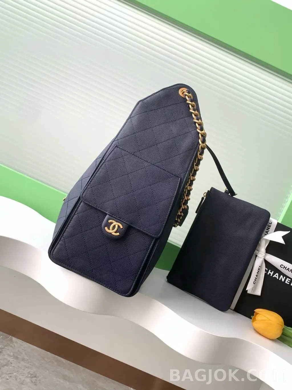 샤넬 Chanel 25백 미디움 캐비어 ver.2 상세 이미지