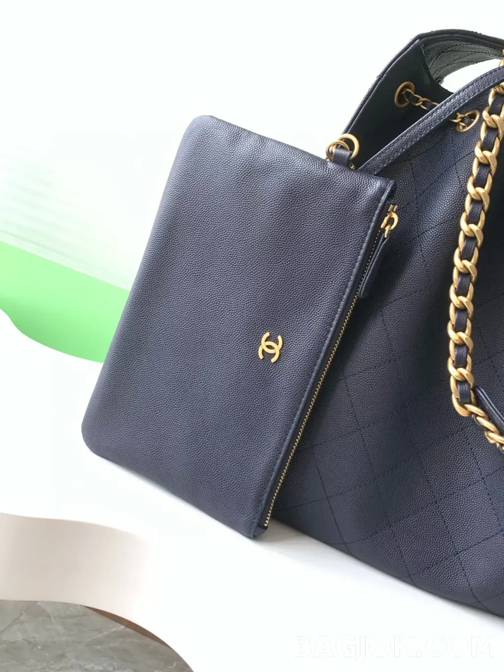 샤넬 Chanel 25백 미디움 캐비어 ver.2 상세 이미지