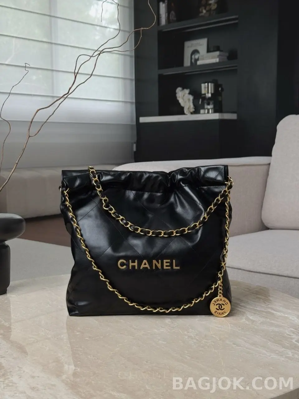 샤넬 Chanel 22백 스몰 카프스킨 상세 이미지