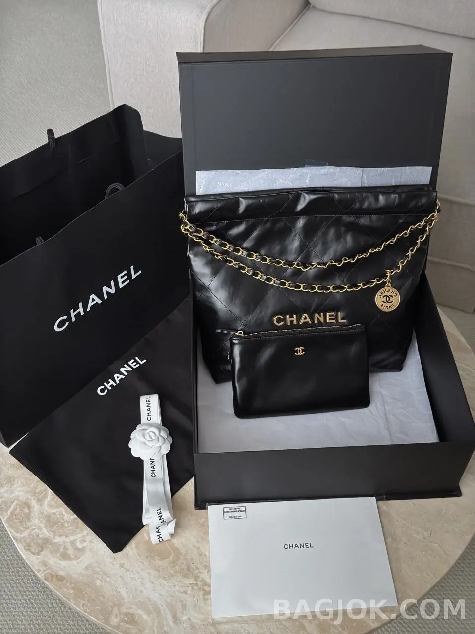 샤넬 Chanel 22백 스몰 카프스킨 상세 이미지