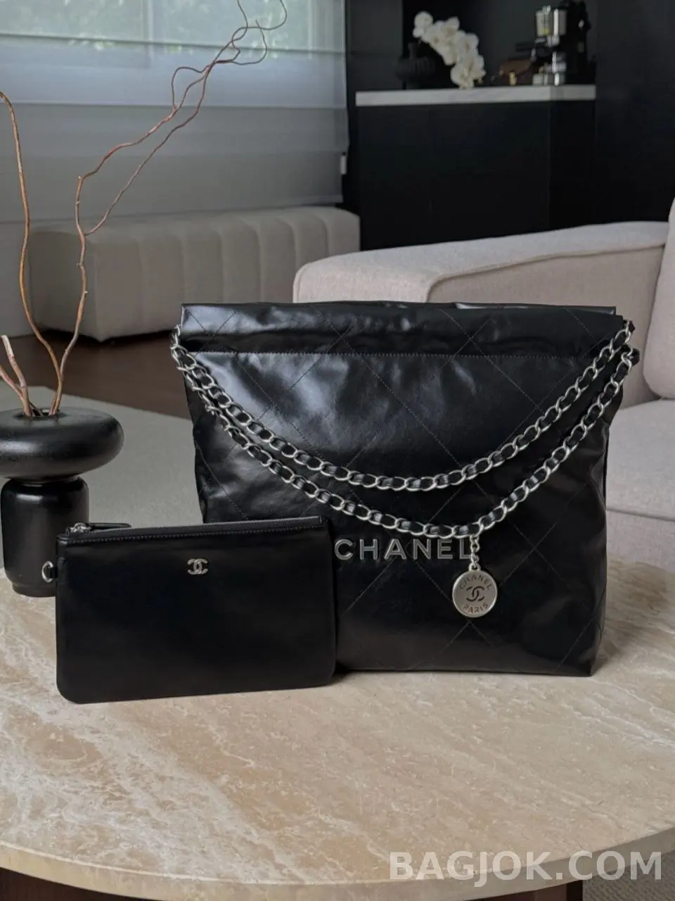 샤넬 Chanel 22백 스몰 카프스킨 상세 이미지