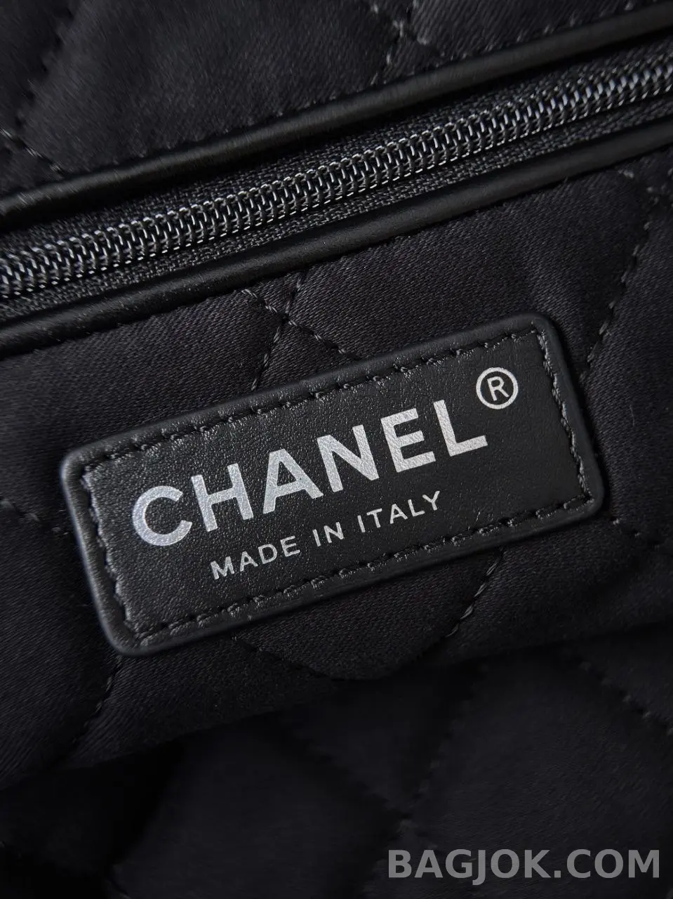 샤넬 Chanel 22백 스몰 카프스킨 상세 이미지