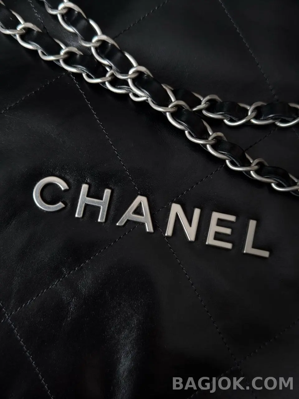 샤넬 Chanel 22백 스몰 카프스킨 상세 이미지