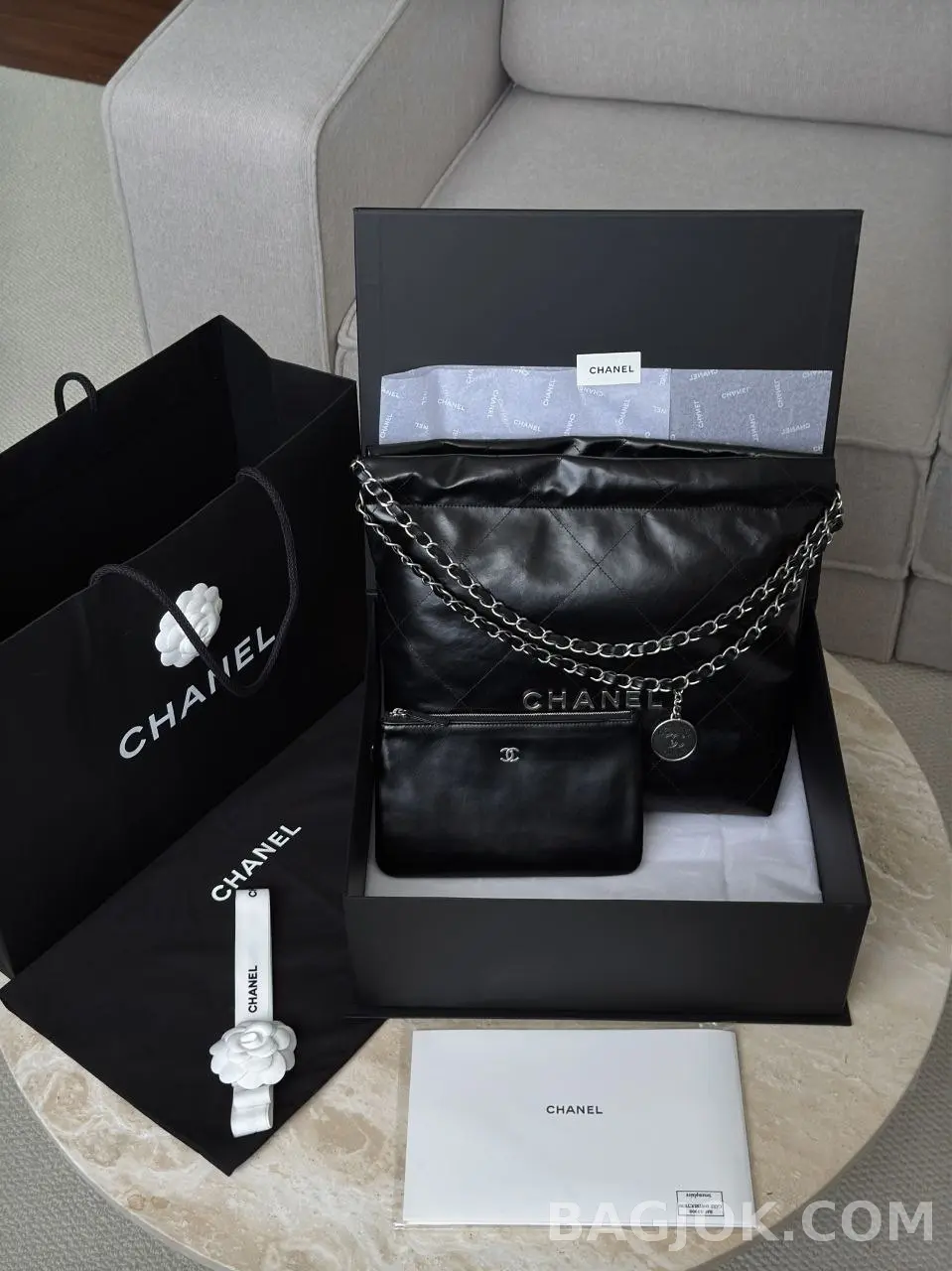 샤넬 Chanel 22백 스몰 카프스킨 상세 이미지