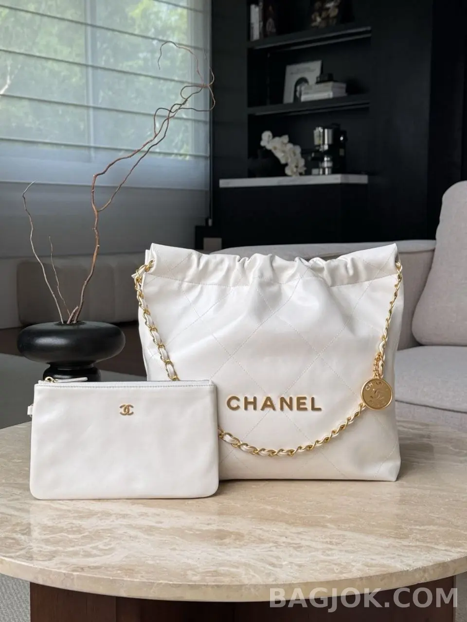샤넬 Chanel 22백 스몰 카프스킨 상세 이미지