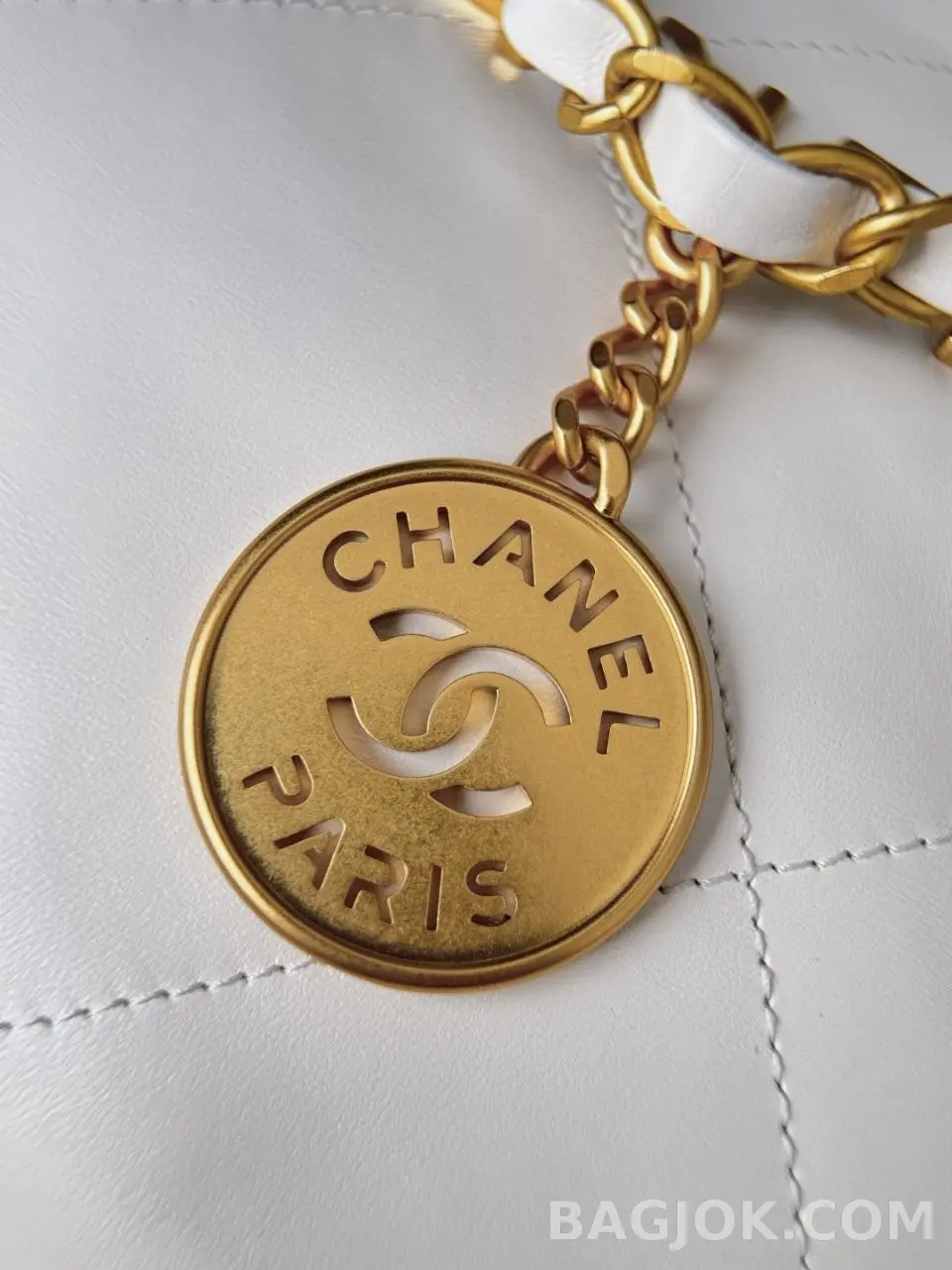 샤넬 Chanel 22백 스몰 카프스킨 상세 이미지