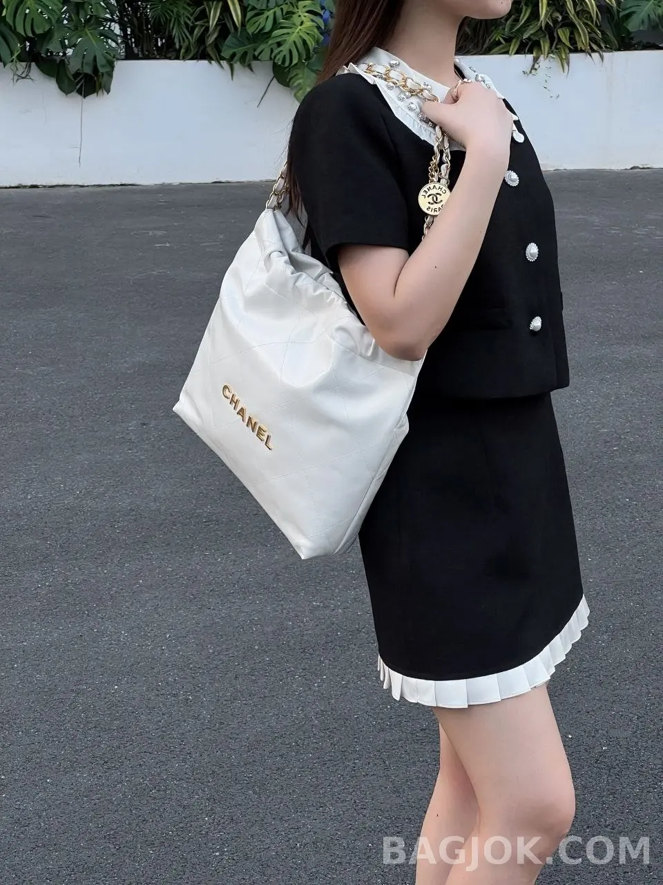 샤넬 Chanel 22백 스몰 카프스킨 상세 이미지