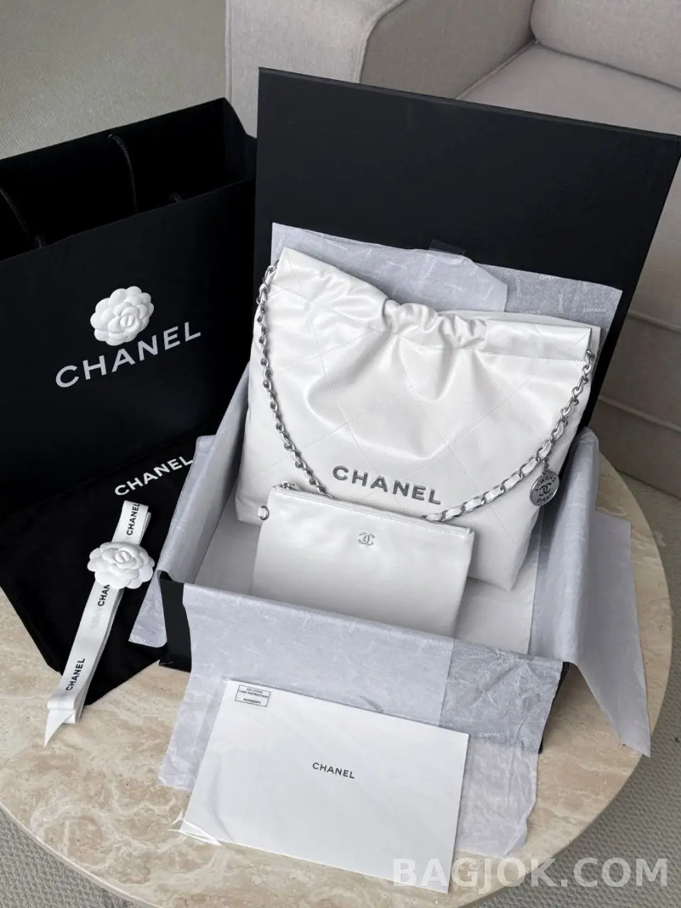 샤넬 Chanel 22백 스몰 카프스킨 상세 이미지