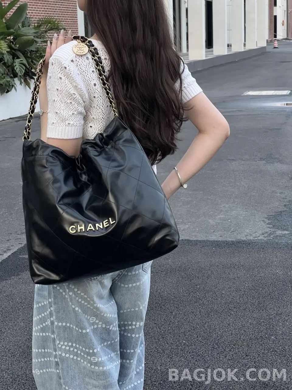 샤넬 Chanel 22백 미디움 카프스킨 상세 이미지