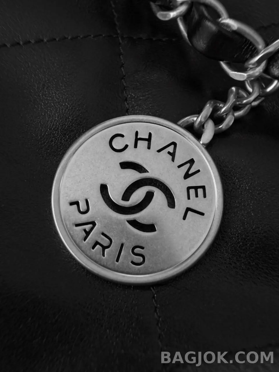 샤넬 Chanel 22백 미디움 카프스킨 상세 이미지