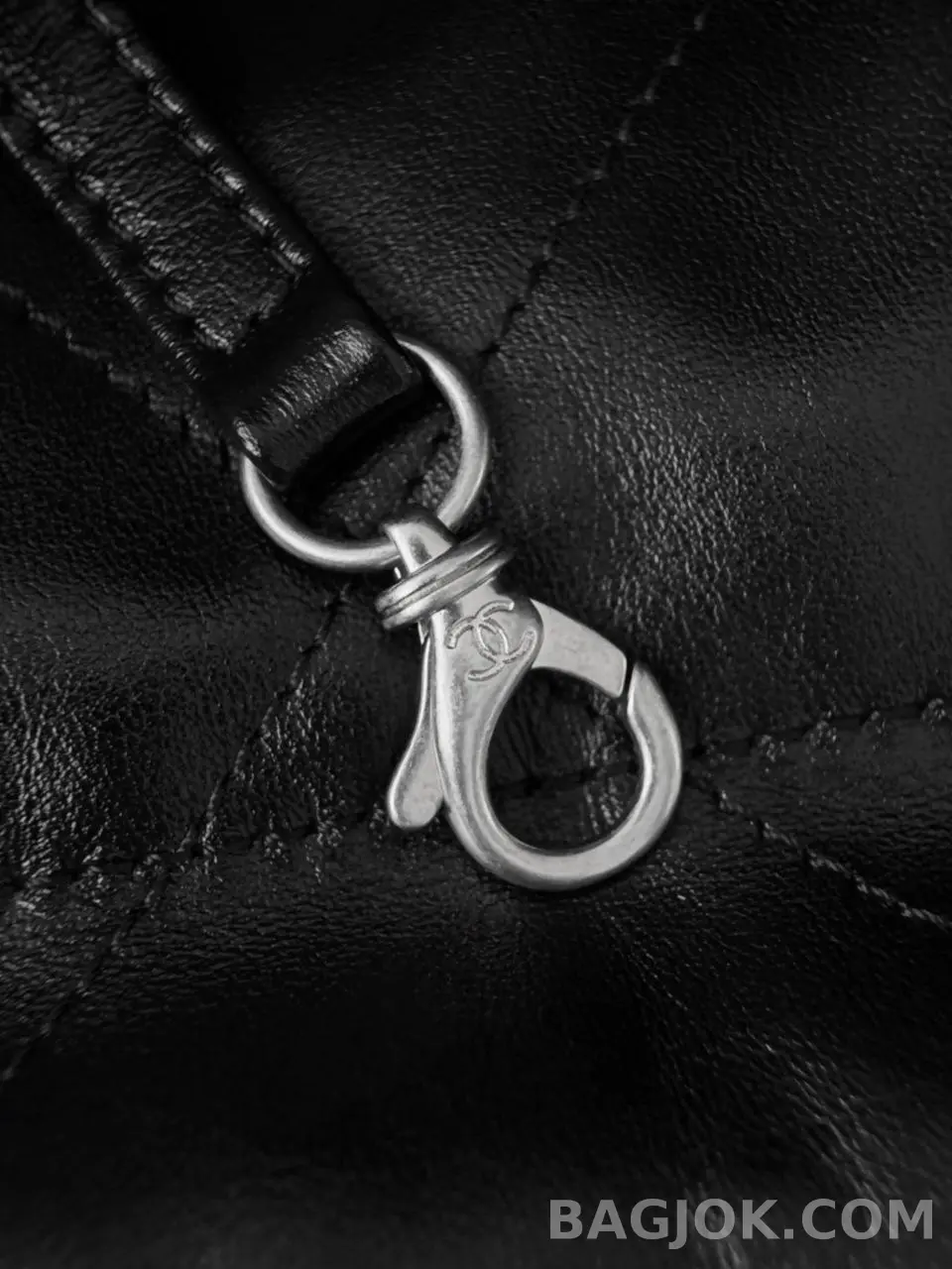 샤넬 Chanel 22백 미디움 카프스킨 상세 이미지