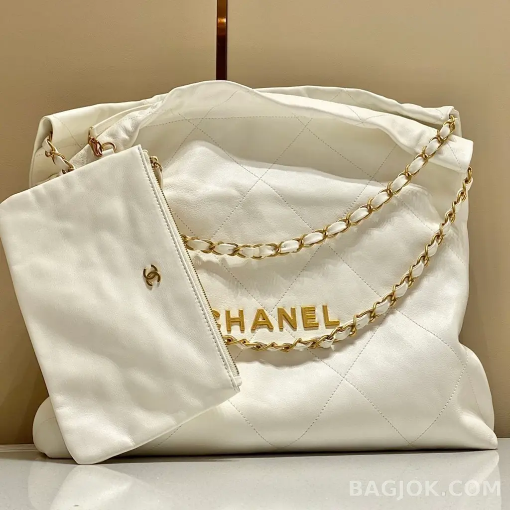샤넬 Chanel 22백 미디움 카프스킨 상세 이미지