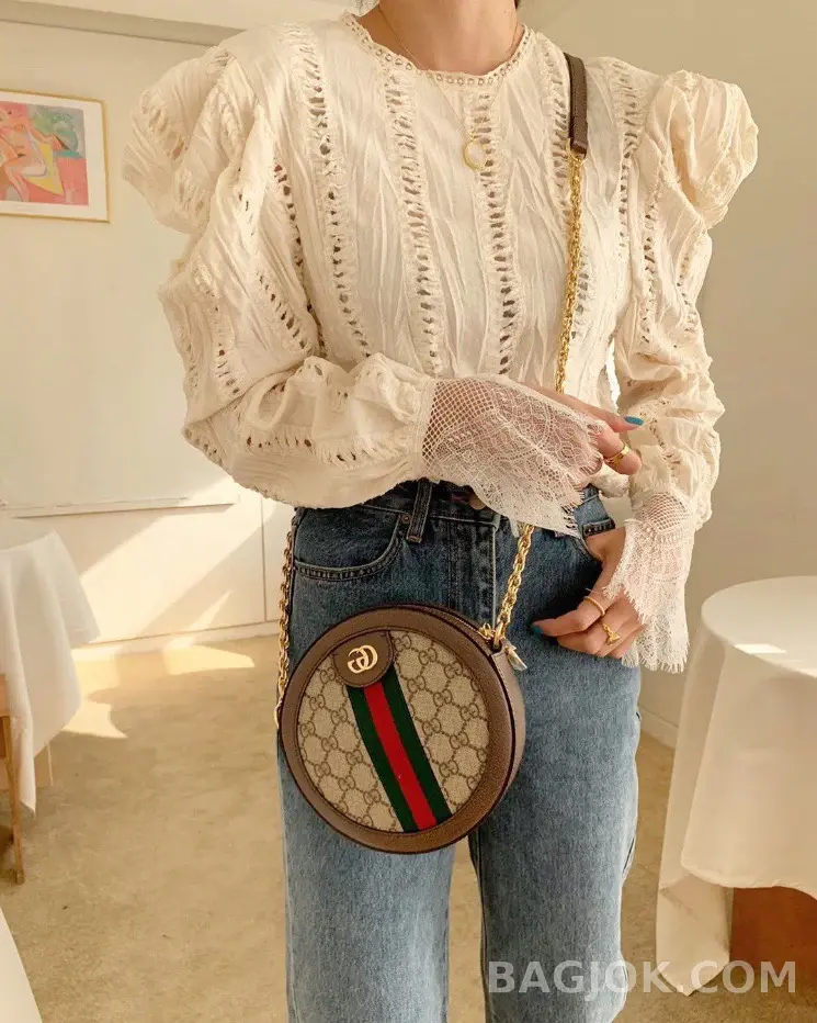 구찌 Gucci 미니 라운드 숄더백 상세 이미지