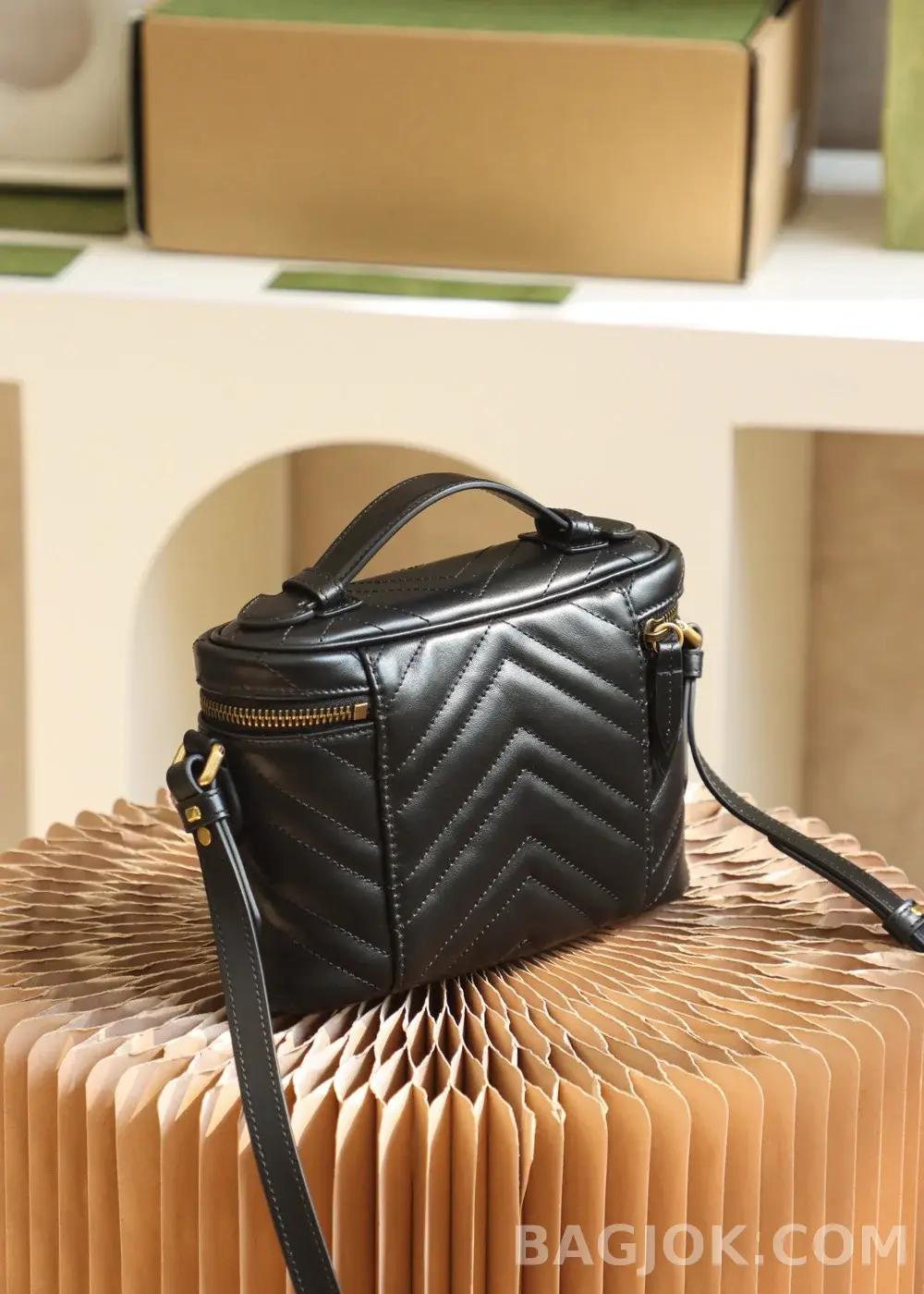 구찌 Gucci 마몬트 미니백 상세 이미지