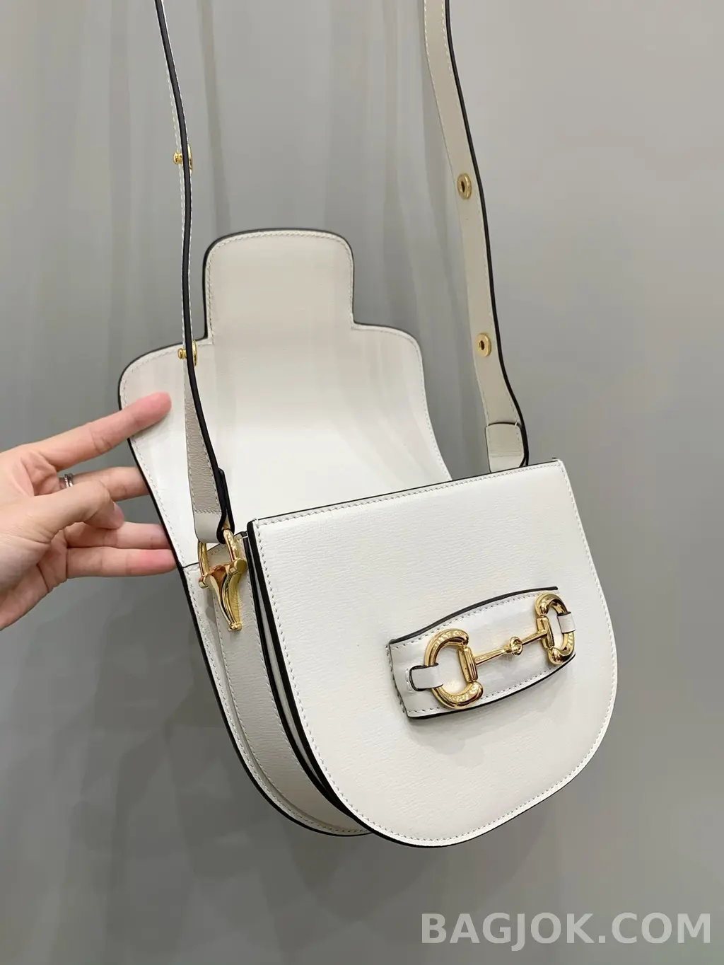 구찌 Gucci 홀스빗 1955 올레더 라운드 미니백 상세 이미지