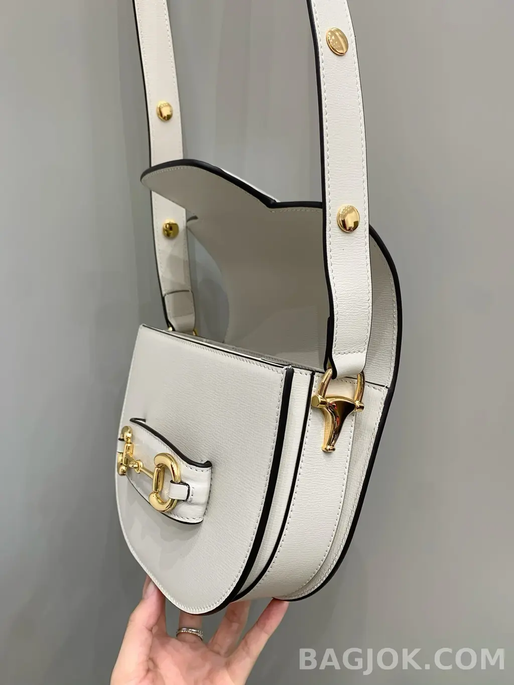 구찌 Gucci 홀스빗 1955 올레더 라운드 미니백 상세 이미지