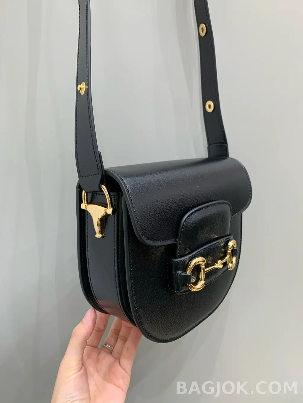 구찌 Gucci 홀스빗 1955 올레더 라운드 미니백 상세 이미지