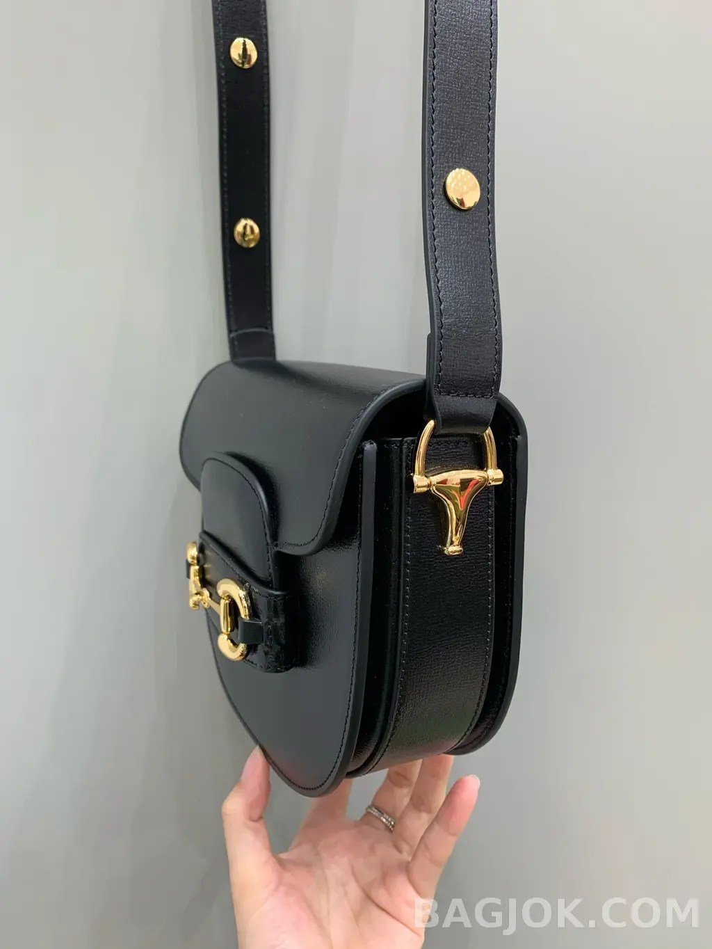 구찌 Gucci 홀스빗 1955 올레더 라운드 미니백 상세 이미지
