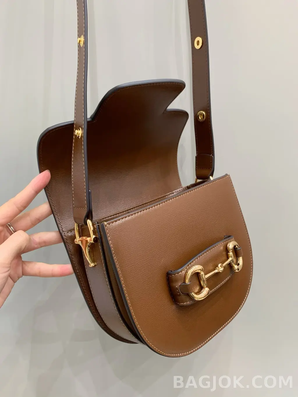 구찌 Gucci 홀스빗 1955 올레더 라운드 미니백 상세 이미지