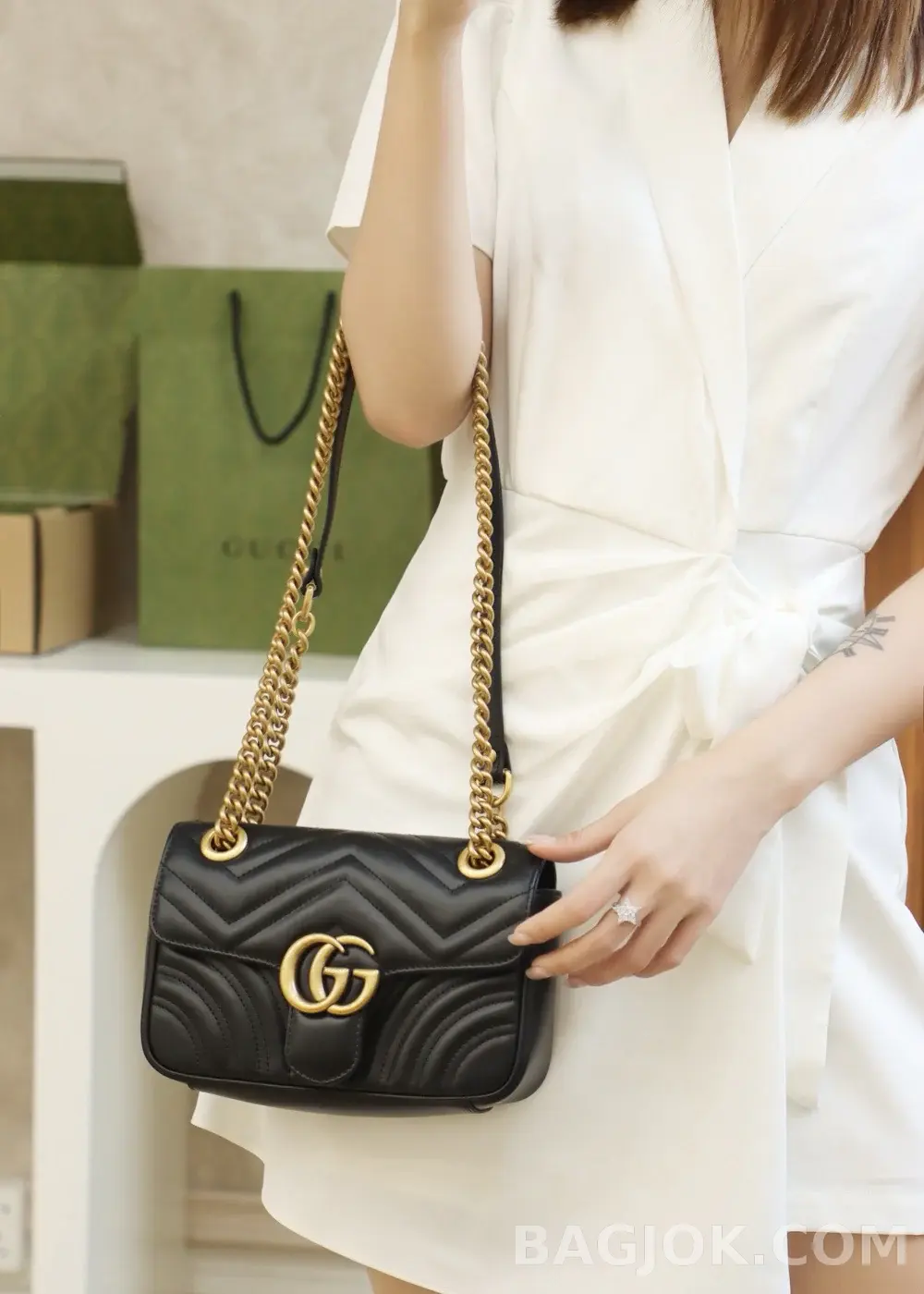 구찌 Gucci 마몬트 마틀라세 미니 숄더백 상세 이미지