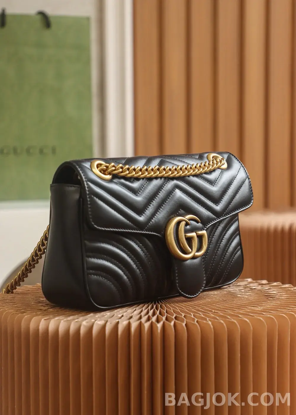 구찌 Gucci 마몬트 마틀라세 스몰 숄더백 상세 이미지