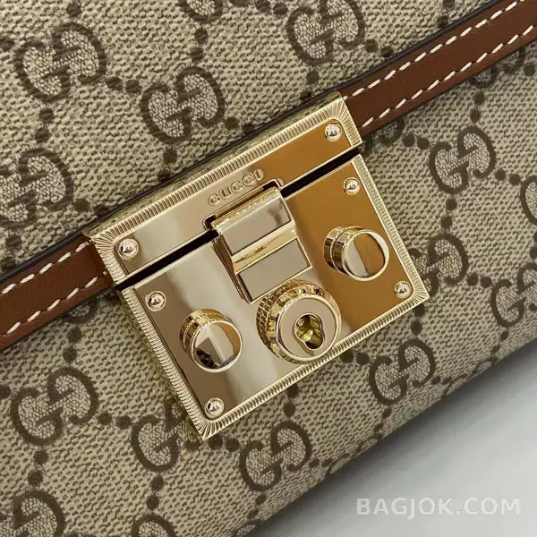 구찌 Gucci 패들락 스몰 핸드백 상세 이미지