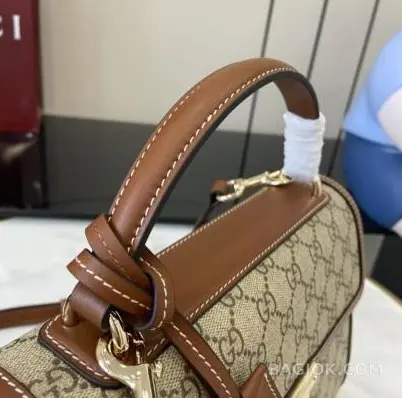 구찌 Gucci 패들락 미디움 핸드백 상세 이미지