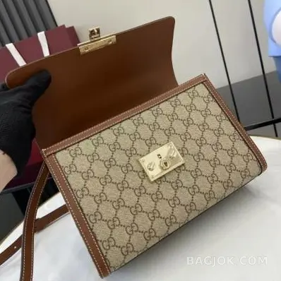구찌 Gucci 패들락 미디움 핸드백 상세 이미지