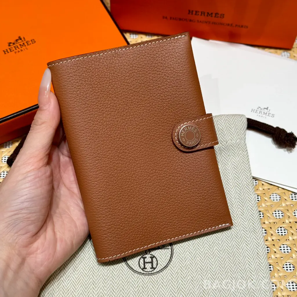 에르메스 Hermes RMS 여권 지갑 에버컬러 상세 이미지