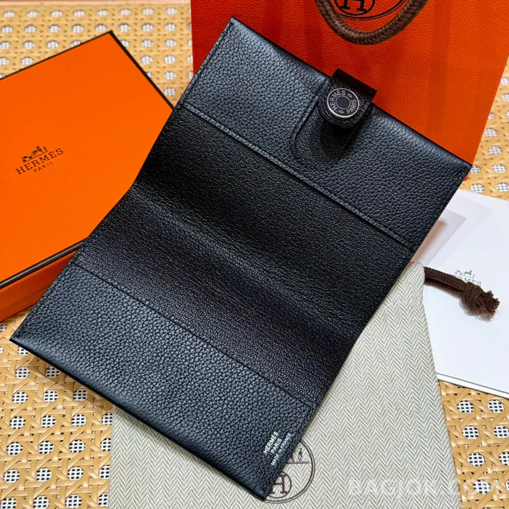 에르메스 Hermes RMS 여권 지갑 에버컬러 상세 이미지