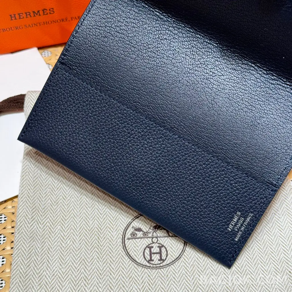 에르메스 Hermes RMS 여권 지갑 에버컬러 상세 이미지