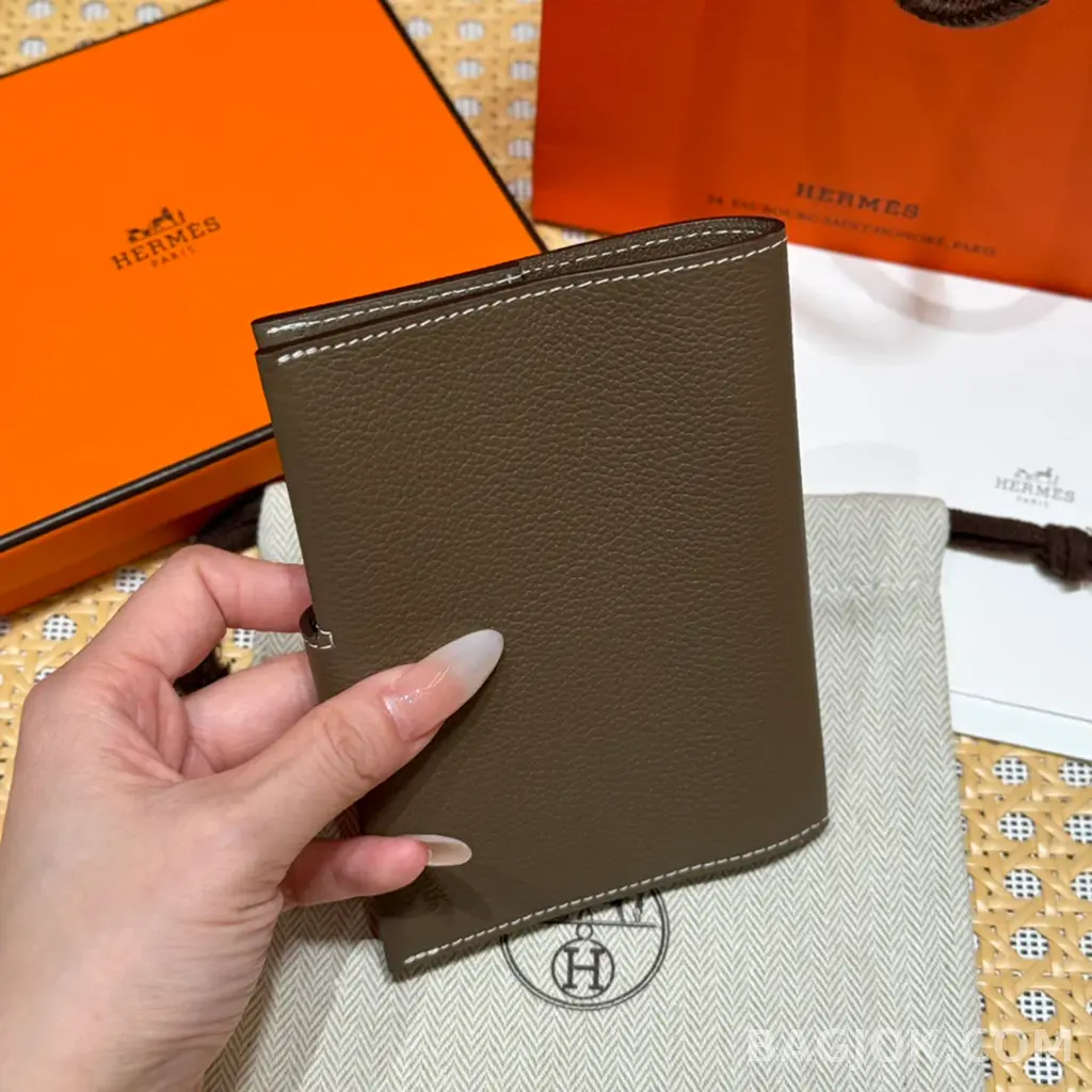 에르메스 Hermes RMS 여권 지갑 에버컬러 상세 이미지