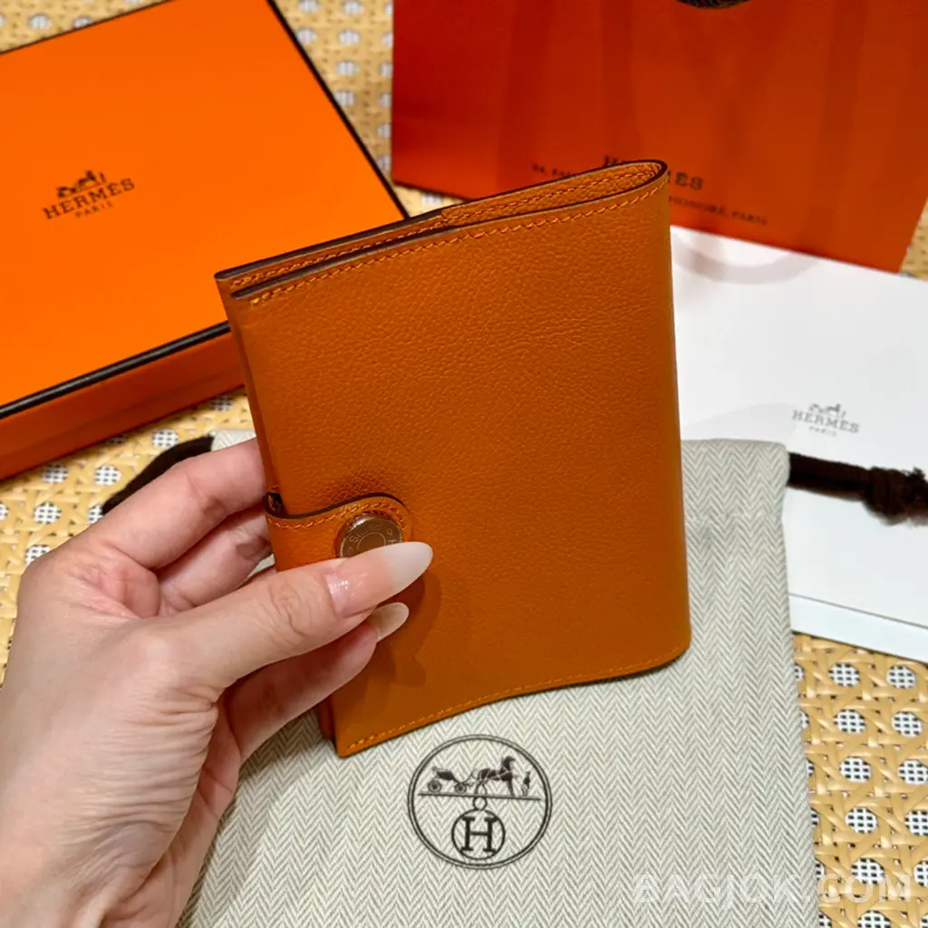 에르메스 Hermes RMS 여권 지갑 에버컬러 상세 이미지