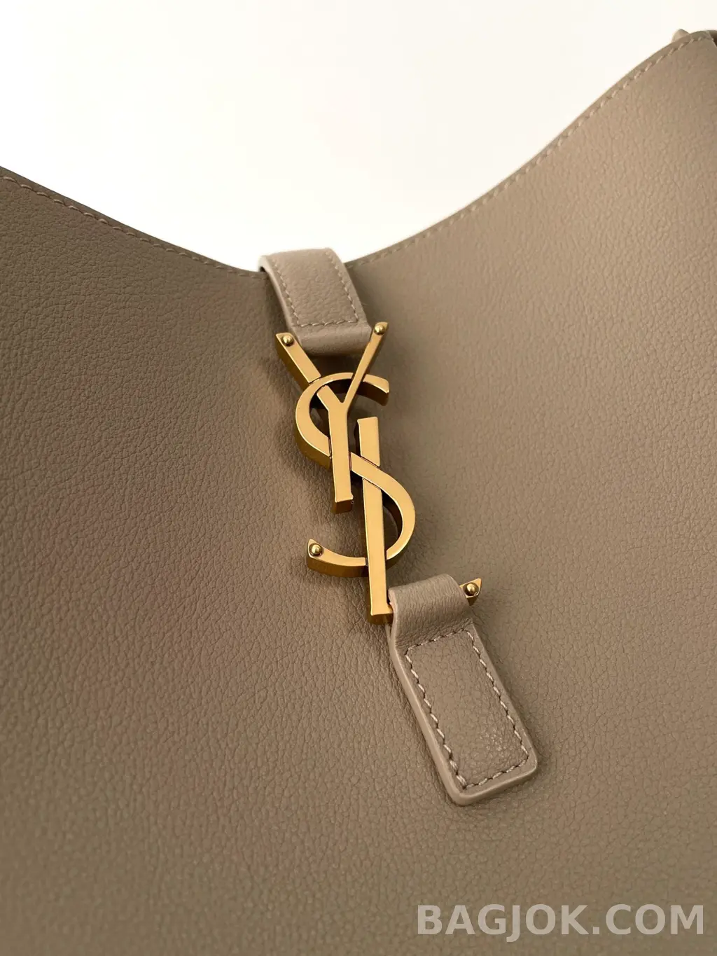생로랑 Saint Laurent LE 5À7 서플 라지 그레인 레더 상세 이미지