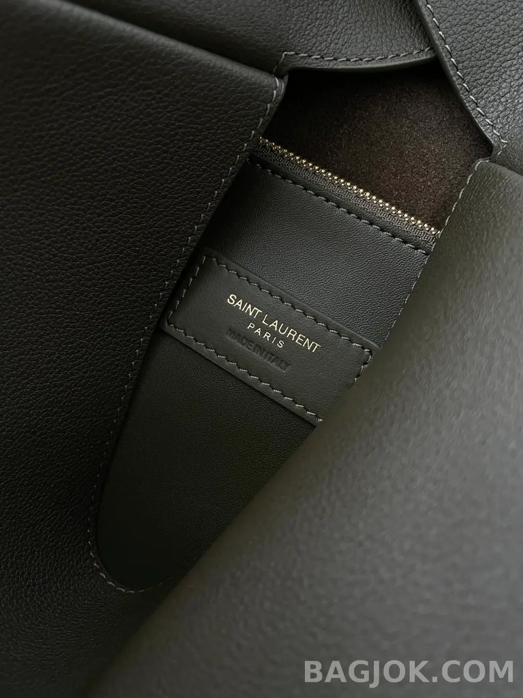 생로랑 Saint Laurent LE 5À7 서플 라지 그레인 레더 상세 이미지
