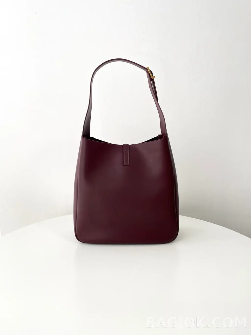생로랑 Saint Laurent LE 5À7 서플 라지 그레인 레더 상세 이미지