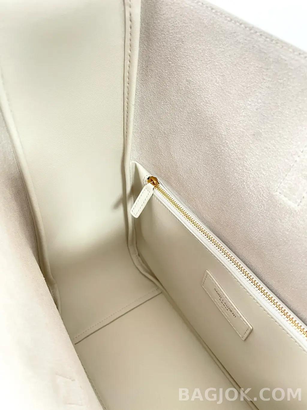 생로랑 Saint Laurent LE 5À7 서플 라지 그레인 레더 상세 이미지