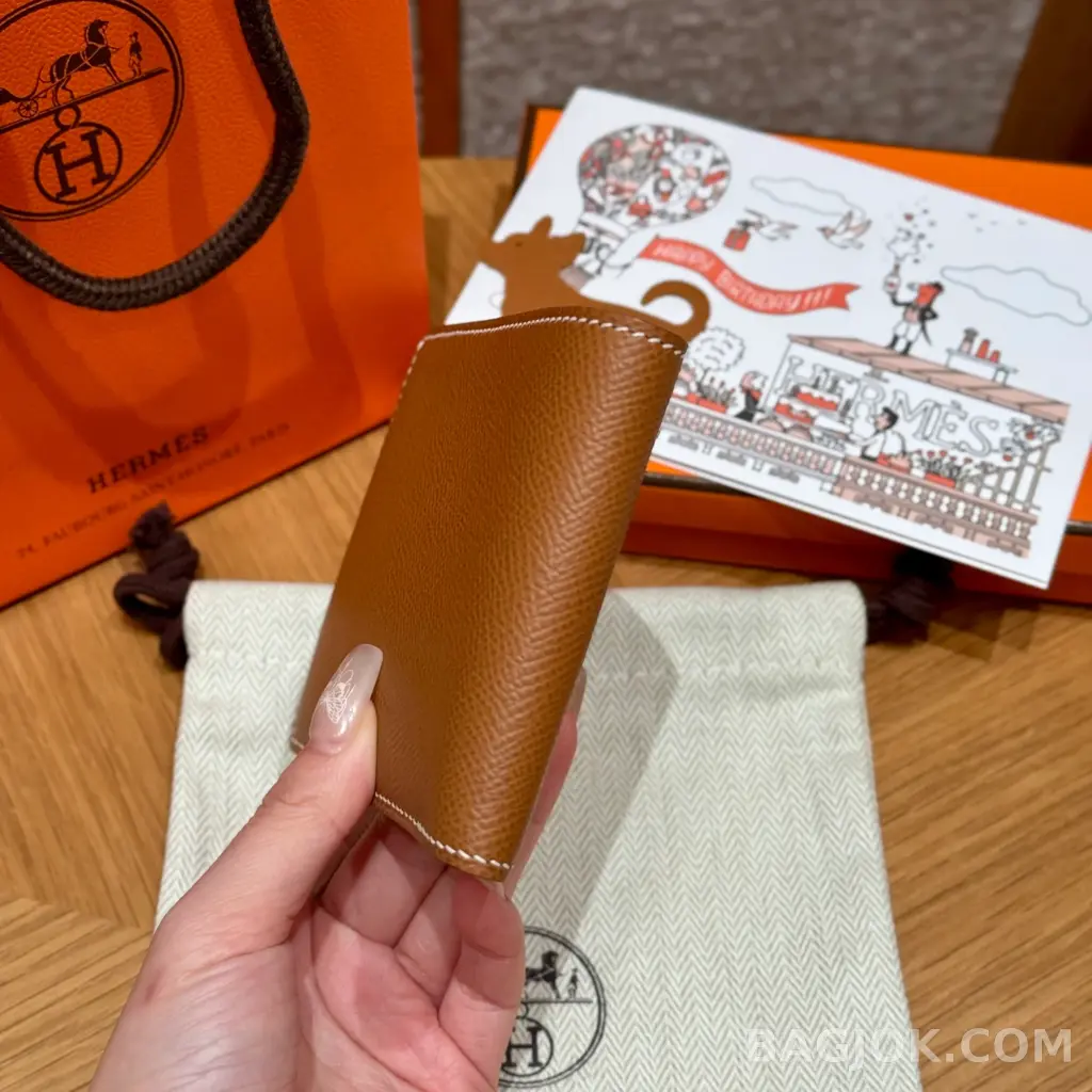 에르메스 Hermes 시티즌 트윌 컴팩트 반지갑 앱송 상세 이미지