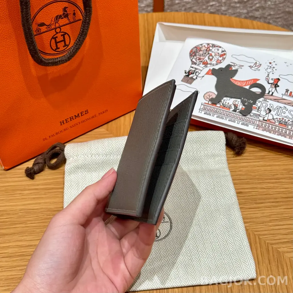 에르메스 Hermes 시티즌 트윌 컴팩트 반지갑 앱송 상세 이미지