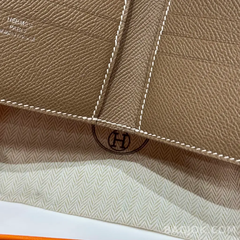 에르메스 Hermes 시티즌 트윌 컴팩트 반지갑 앱송 상세 이미지