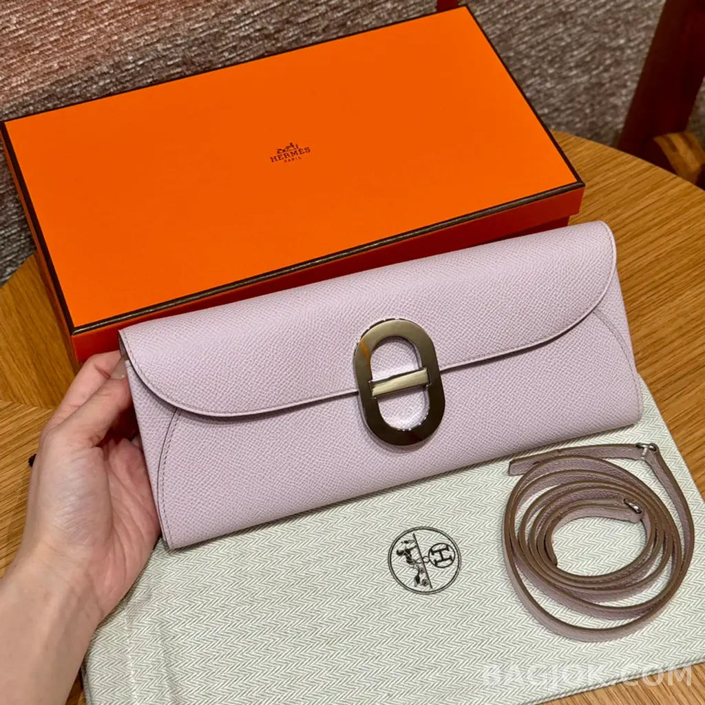 에르메스 Hermes 샹달 투고 지갑 앱송 은장 상세 이미지