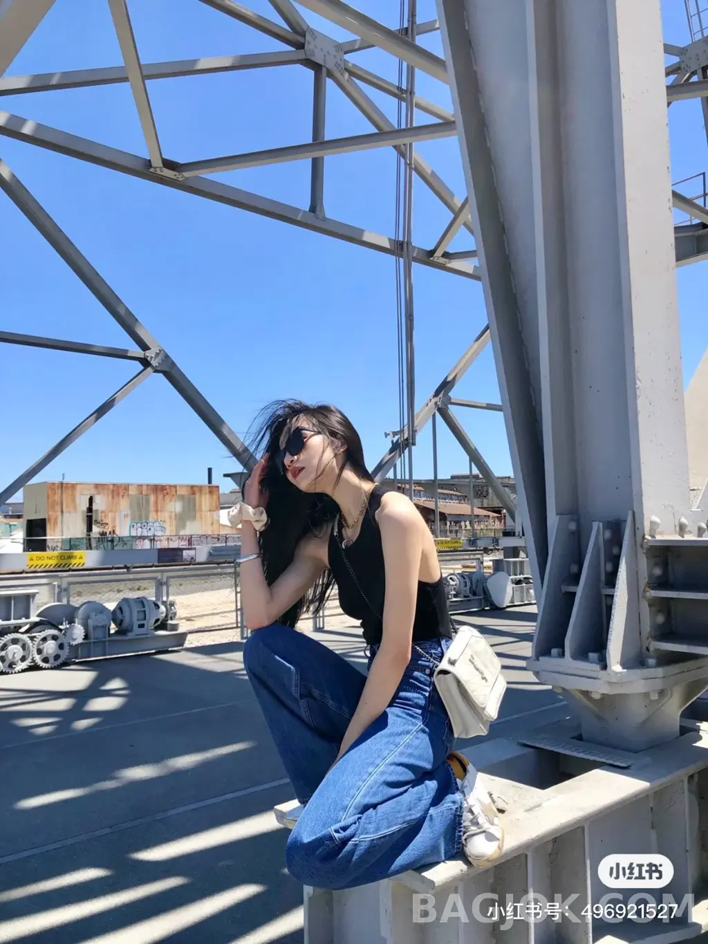 생로랑 Saint Laurent 니키백 베이비 빈티지 레더 상세 이미지