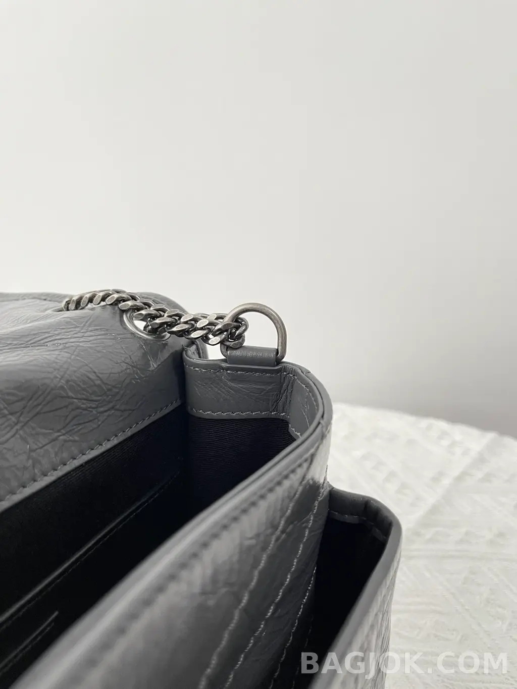 생로랑 Saint Laurent 니키백 베이비 빈티지 레더 상세 이미지