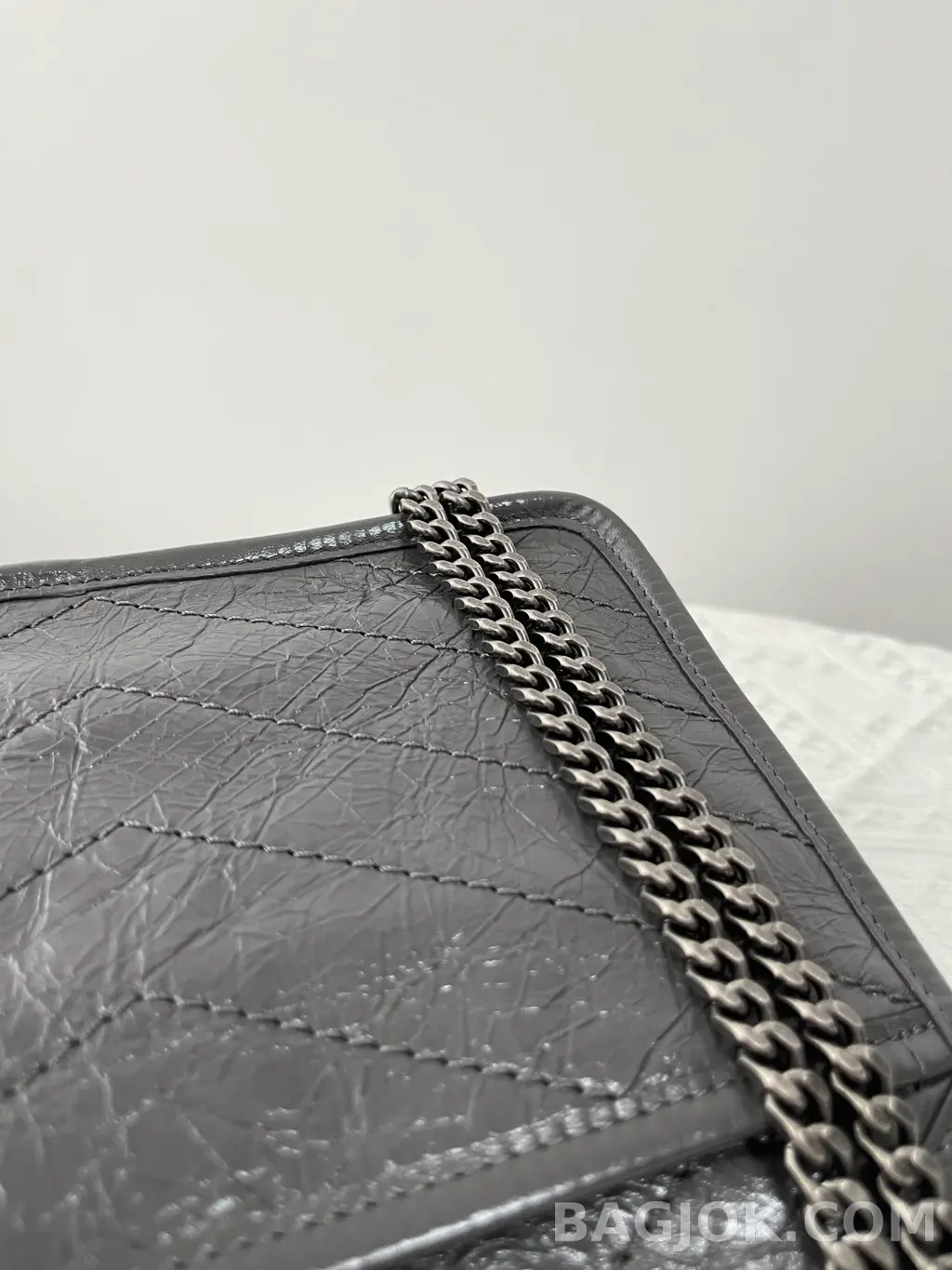 생로랑 Saint Laurent 니키백 베이비 빈티지 레더 상세 이미지