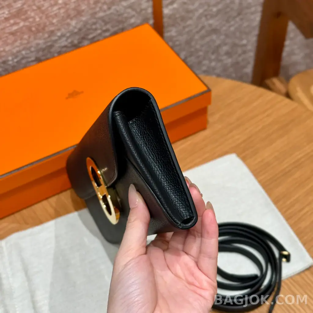 에르메스 Hermes 샹달 투고 지갑 앱송 금장 상세 이미지